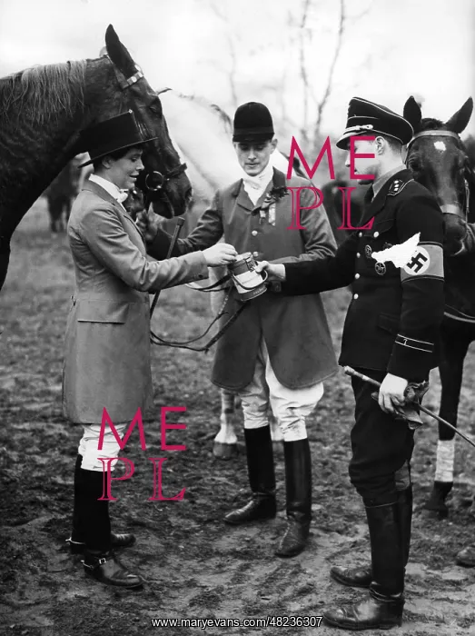: WHW collection campaign in Doeberitz, 1937 : WHW collection campaign in Doeberitz, 1937