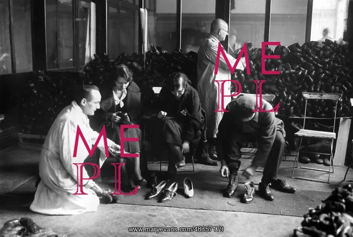 : WHW shoe distribution, 1933 : WHW shoe distribution, 1933