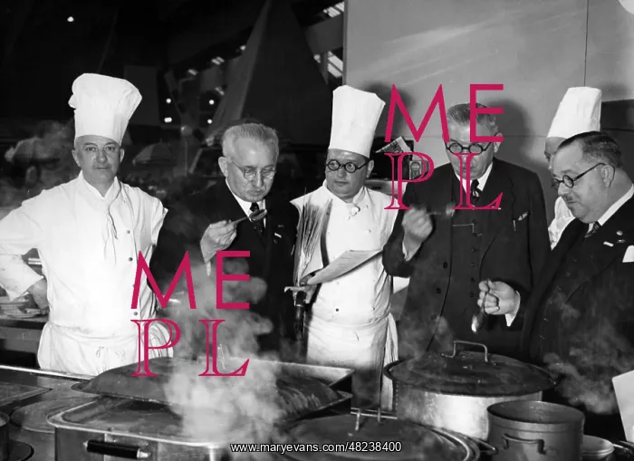 : WHW stew competition in Berlin, 1936 : WHW stew competition in Berlin, 1936