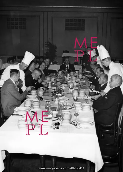 : WHW stew competition in Berlin, 1936 : WHW stew competition in Berlin, 1936