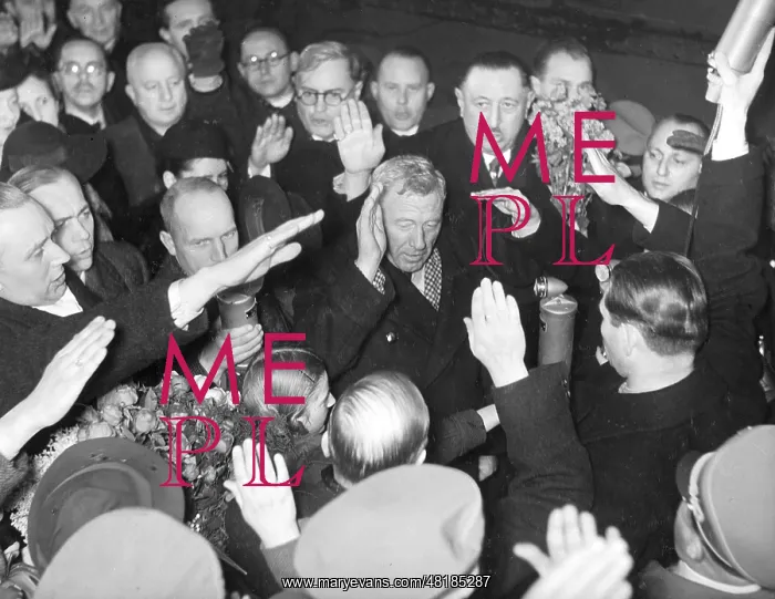 : Wilhelm Filchner returns from his expedition to Tibet, 1938 : Wilhelm Filchner returns from his expedition to Tibet, 1938