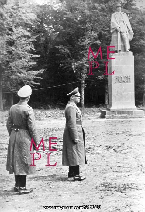  : Wilhelm Frick visits Compiegne, 1940