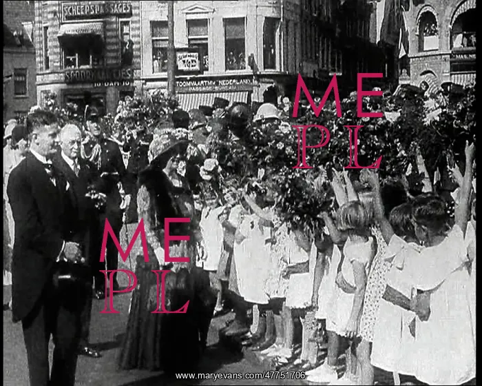 : Wilhelmina, Her Majesty The Queen of the Netherlands : Wilhelmina, Her Majesty The Queen of the Netherlands