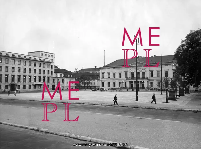 : Wilhelmplatz in Berlin, 1936 : Wilhelmplatz in Berlin, 1936
