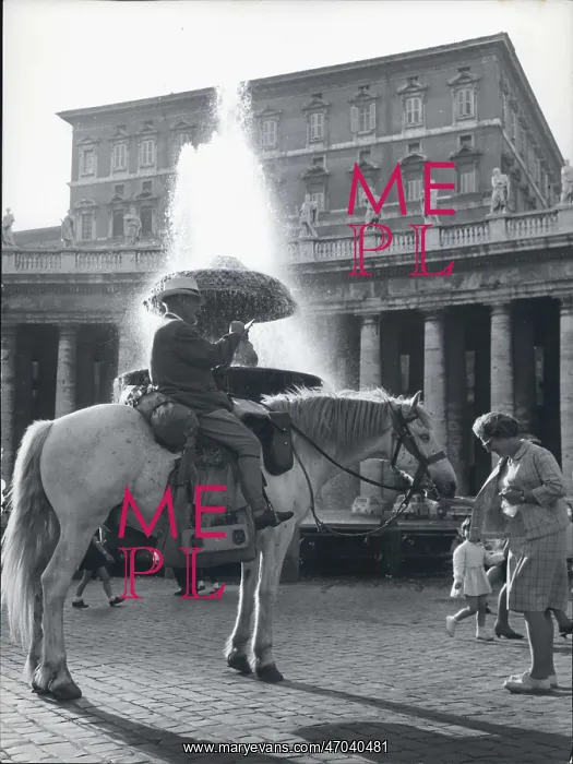 : William Holt, writer, and his horse Trigger in Rome : William Holt, writer, and his horse Trigger in Rome