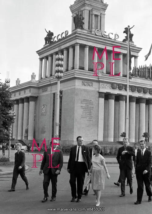 : William Whitelaw visits USSR : William Whitelaw visits USSR