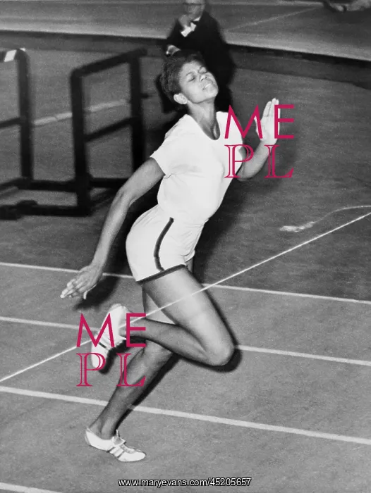 : Wilma Rudolph sets a World record for the ? : Wilma Rudolph sets a World record for the ?