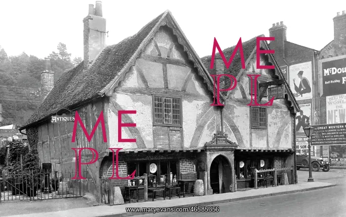  : Winchester, Old Chesil Rectory (built 1450) 1928