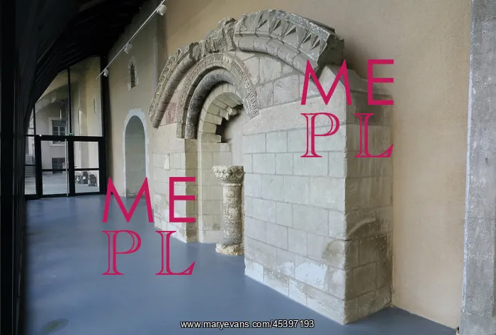 : Window arch, Abbaye Saint Nicolas, Angers, Maine-et-Loire : Window arch, Abbaye Saint Nicolas, Angers, Maine-et-Loire