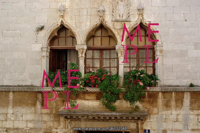 : Windows in Porec, Croatia : Windows in Porec, Croatia