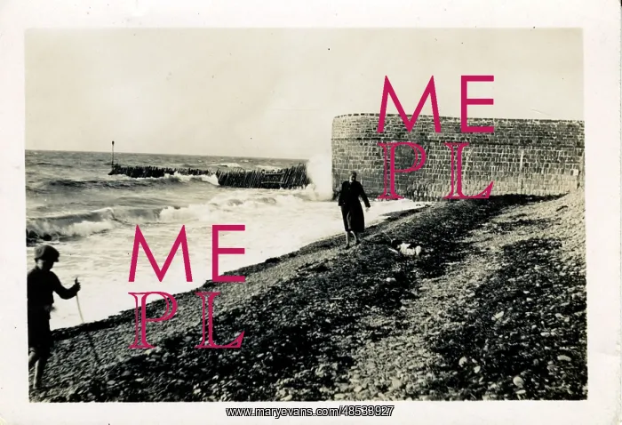 : Windy Beach, Thought to be at Aberaeron, Cardiganshire : Windy Beach, Thought to be at Aberaeron, Cardiganshire