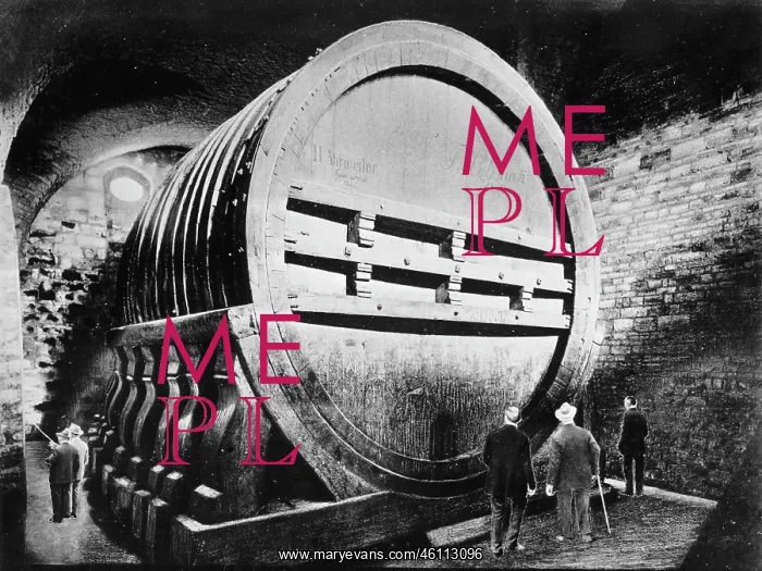 : Wine Barrel (135000 liters) in the : Wine Barrel (135000 liters) in the