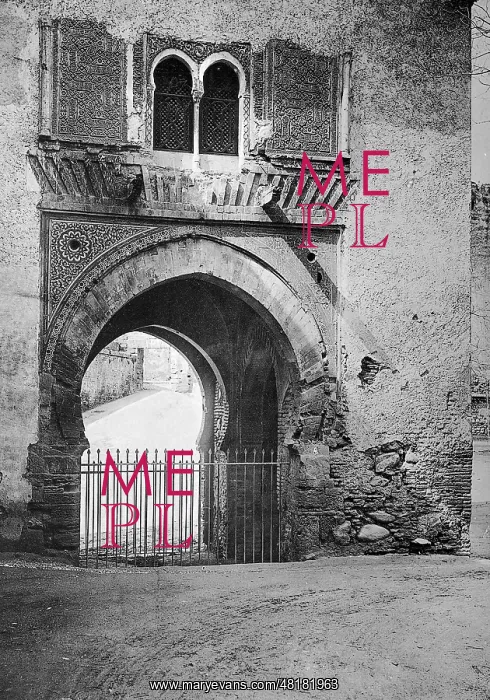 : Wine portal in the Alhambra, 1899 : Wine portal in the Alhambra, 1899