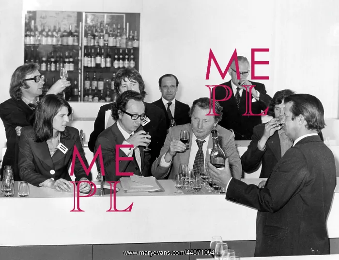 : WINE TASTERS : WINE TASTERS