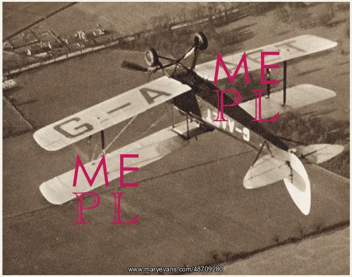 : Winifred Crossley flying Gipsy Moth inverted : Winifred Crossley flying Gipsy Moth inverted