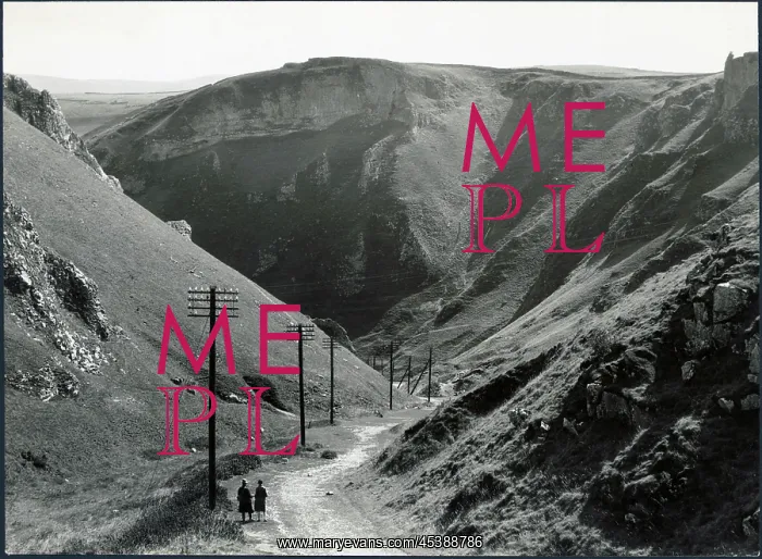 : Winnats Pass, Castleton, High Peak, Derbyshire : Winnats Pass, Castleton, High Peak, Derbyshire