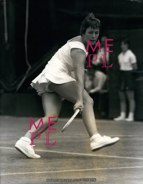 : Winnie Shaw in tennis match at Wimbledon : Winnie Shaw in tennis match at Wimbledon