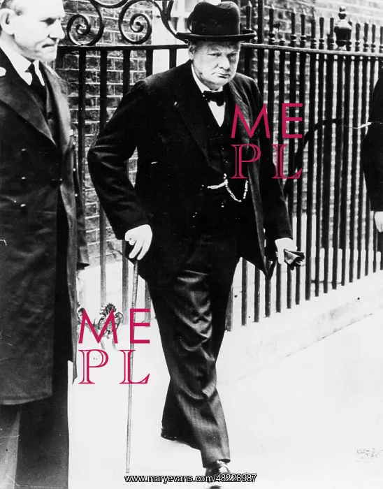 : Winston Churchill, 1939 : Winston Churchill, 1939