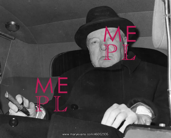 : Winston Churchill : Winston Churchill