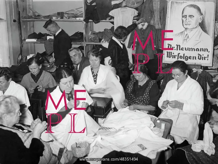 : Winter Relief in Memel, 1939 : Winter Relief in Memel, 1939