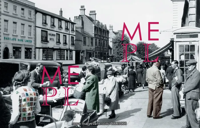  : Witney, Market Day c1955