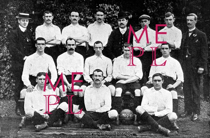 : Wolverhampton Wanderers Football Team, 1908 : Wolverhampton Wanderers Football Team, 1908