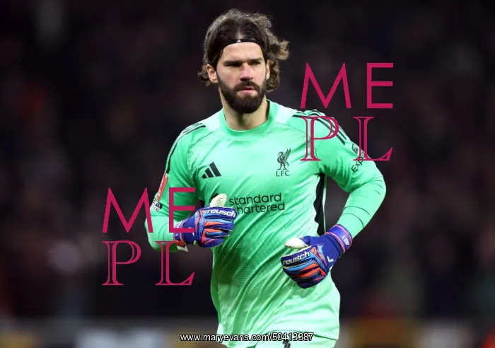 : Wolverhampton Wanderers v Liverpool - Emirates FA Cup Fifth Round : Wolverhampton Wanderers v Liverpool - Emirates FA Cup Fifth Round