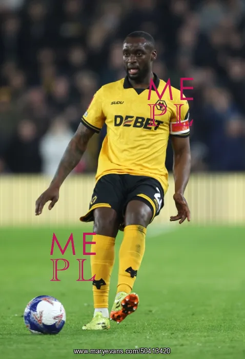 : Wolverhampton Wanderers v Liverpool - Emirates FA Cup Fifth Round : Wolverhampton Wanderers v Liverpool - Emirates FA Cup Fifth Round