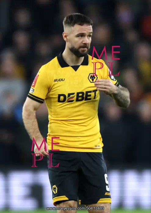 : Wolverhampton Wanderers v Liverpool - Emirates FA Cup Fifth Round : Wolverhampton Wanderers v Liverpool - Emirates FA Cup Fifth Round