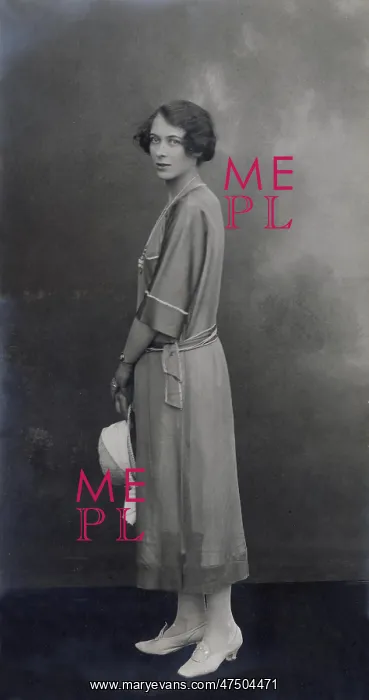 : Woman in 1920 : Woman in 1920