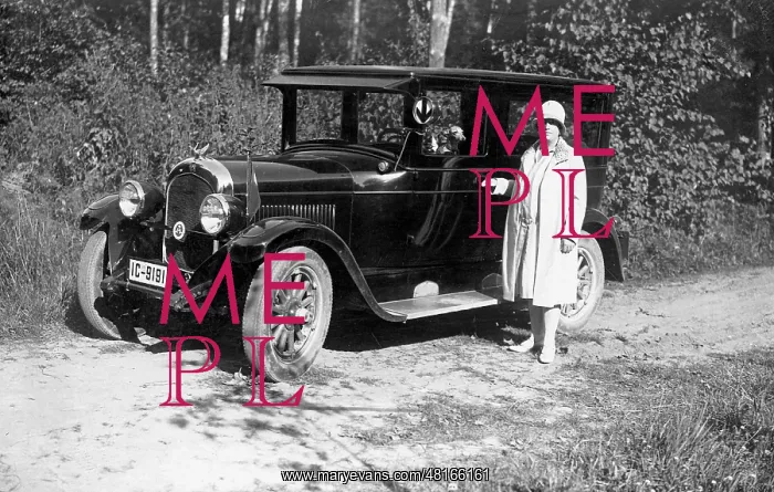 : Woman next to a Chrysler, 1927 : Woman next to a Chrysler, 1927
