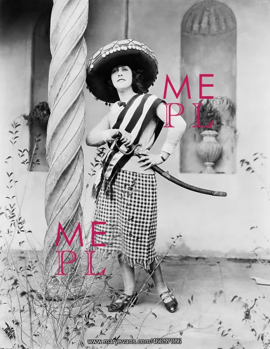 : Woman in a Mexican costume : Woman in a Mexican costume