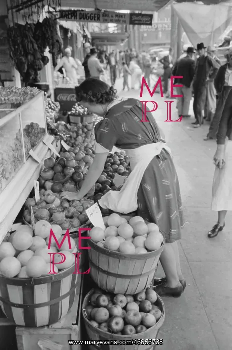 : Woman - Occupations - Worker - Store : Woman - Occupations - Worker - Store