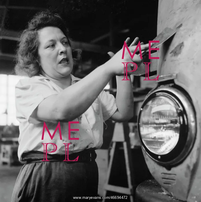 : Woman - Occupations - Worker - WWII : Woman - Occupations - Worker - WWII