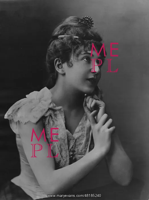 : Woman portrait, circa 1880 : Woman portrait, circa 1880