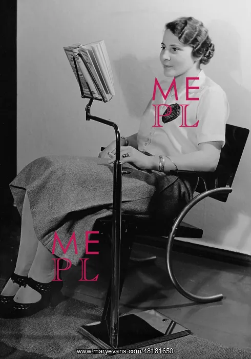 : Woman reading 1937 : Woman reading 1937