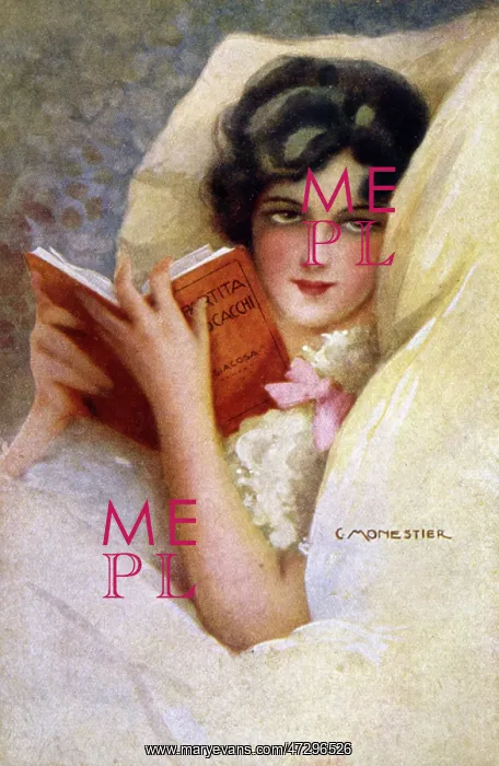 : WOMAN READS NOVEL IN BED : WOMAN READS NOVEL IN BED