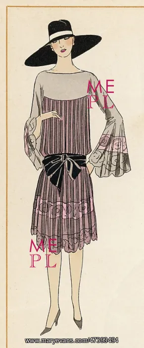 : WOMAN IN ROBE DE VISITE : WOMAN IN ROBE DE VISITE