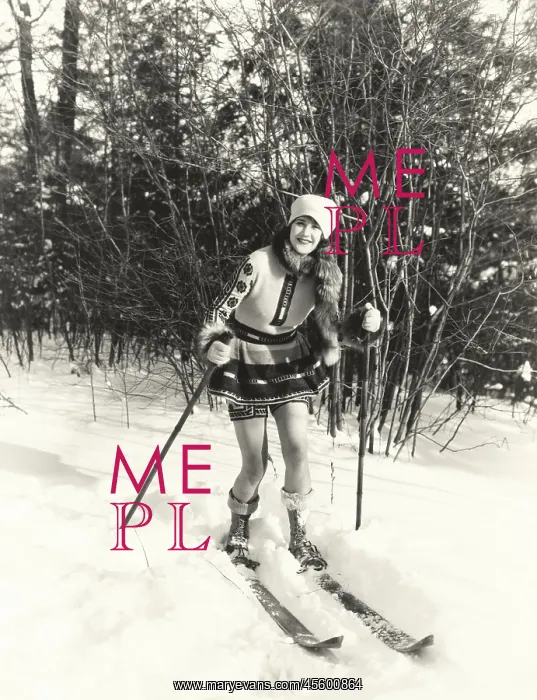: Woman skiing : Woman skiing