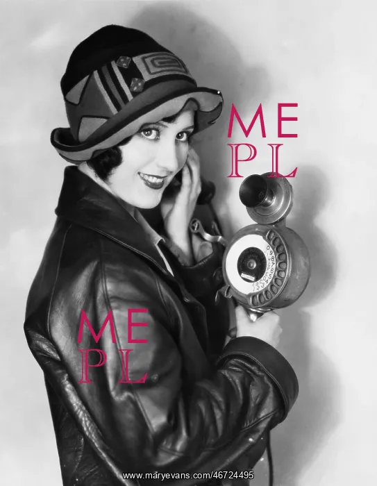 : Woman using telephone : Woman using telephone