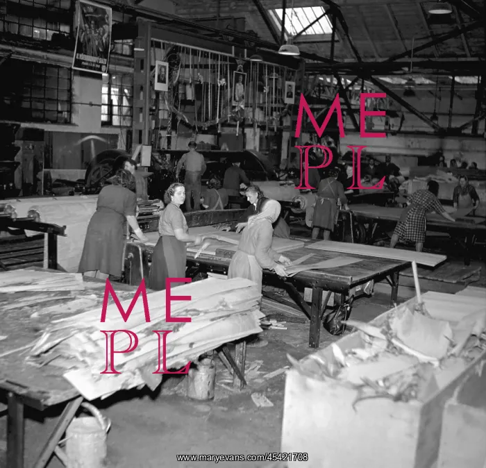  : Woman workers