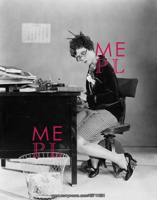 : Woman working in the office : Woman working in the office