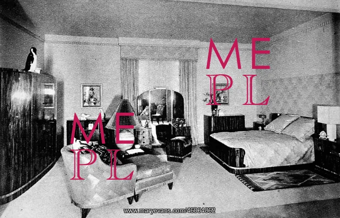 : Woman's bedroom : Woman's bedroom
