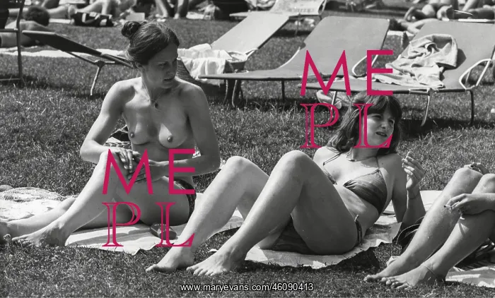 : Women bathers : Women bathers