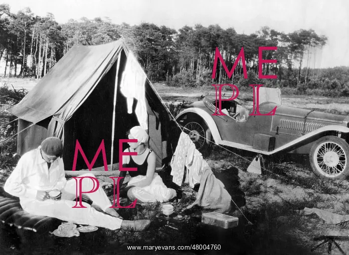 : Two women camping, 1930 : Two women camping, 1930