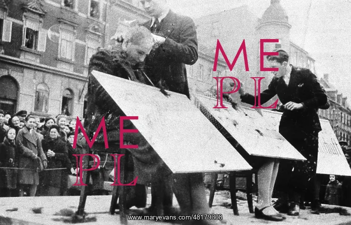 : Women are condemned to the pillory and shaved : Women are condemned to the pillory and shaved