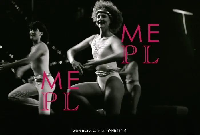 : Women dancing / exercising : Women dancing / exercising