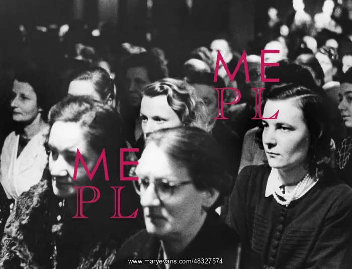 : Women in Germany, 1944 : Women in Germany, 1944