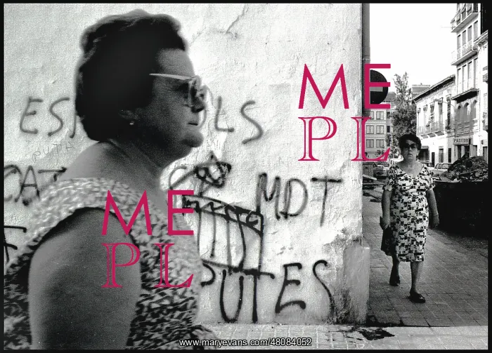  : Two women and grafitti, Spain