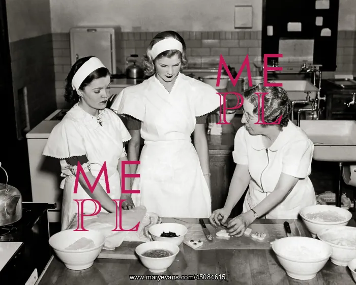 : Three Women in Hands on Culinary Class Two Young : Three Women in Hands on Culinary Class Two Young